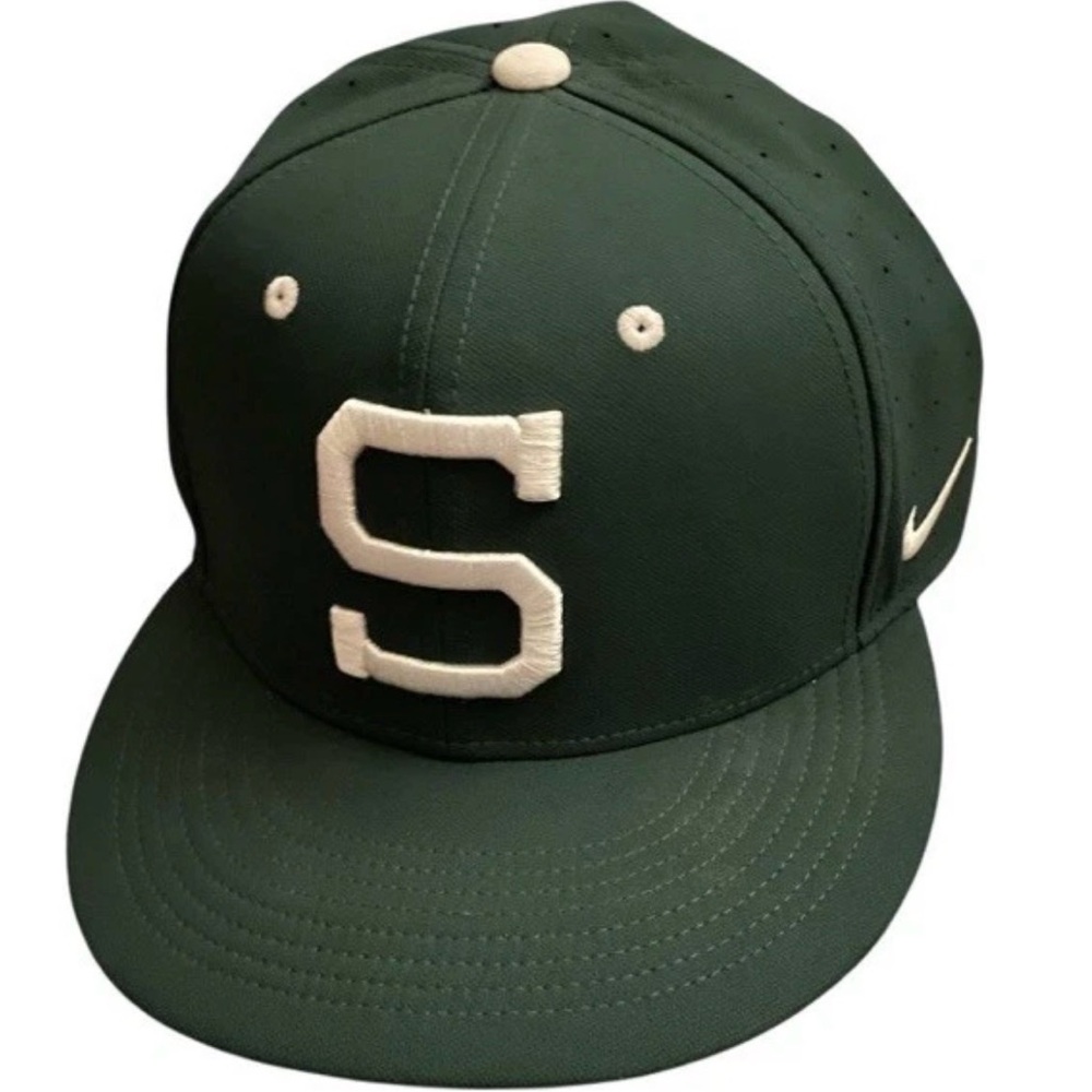 Nike Men's Michigan State Spartans On-Field‎ Dugout True Performance Fitted Hat.